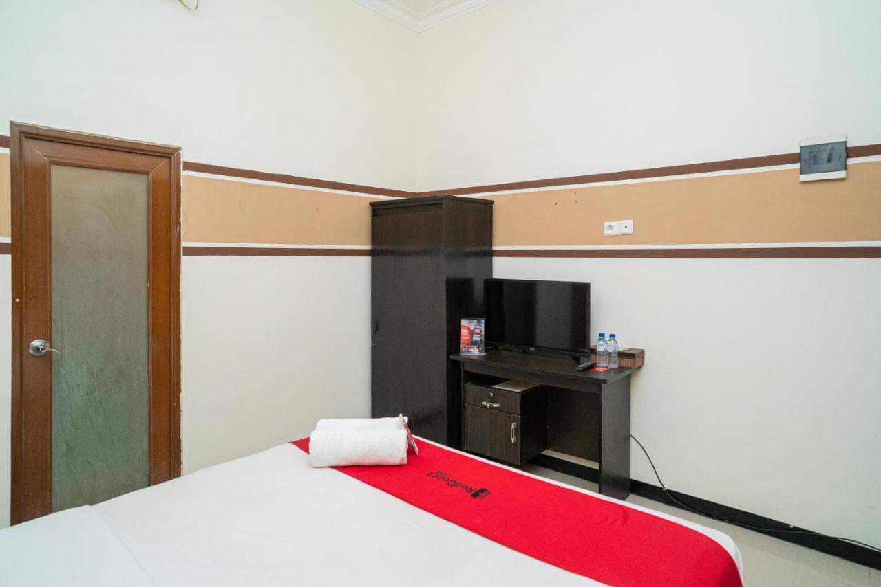 Reddoorz Syariah Near Marvel City Mall 2 Surabaya Eksteriør billede