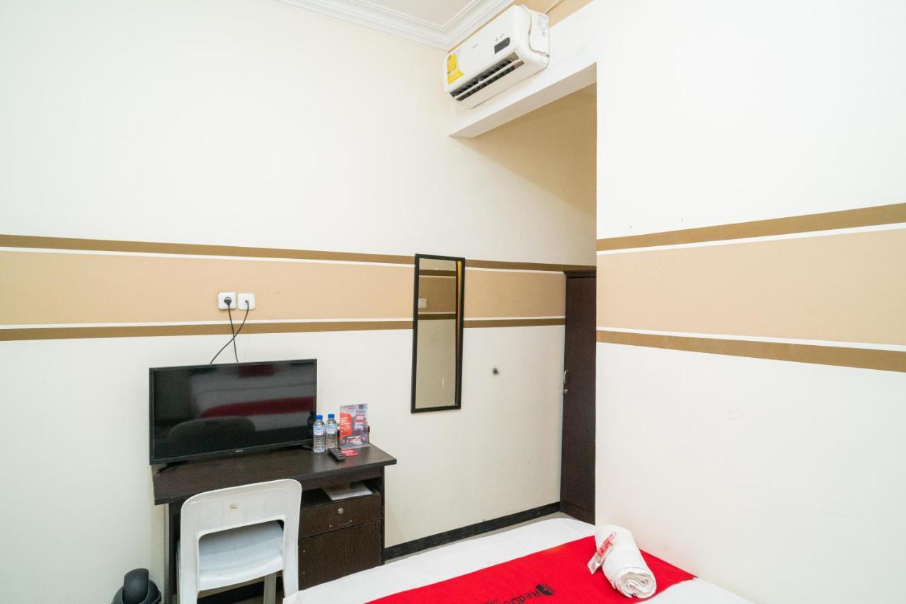 Reddoorz Syariah Near Marvel City Mall 2 Surabaya Eksteriør billede