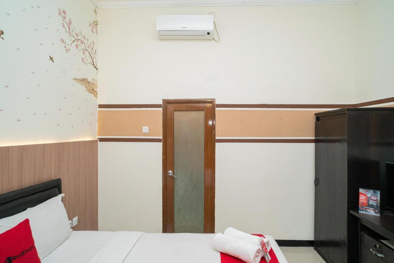Reddoorz Syariah Near Marvel City Mall 2 Surabaya Eksteriør billede